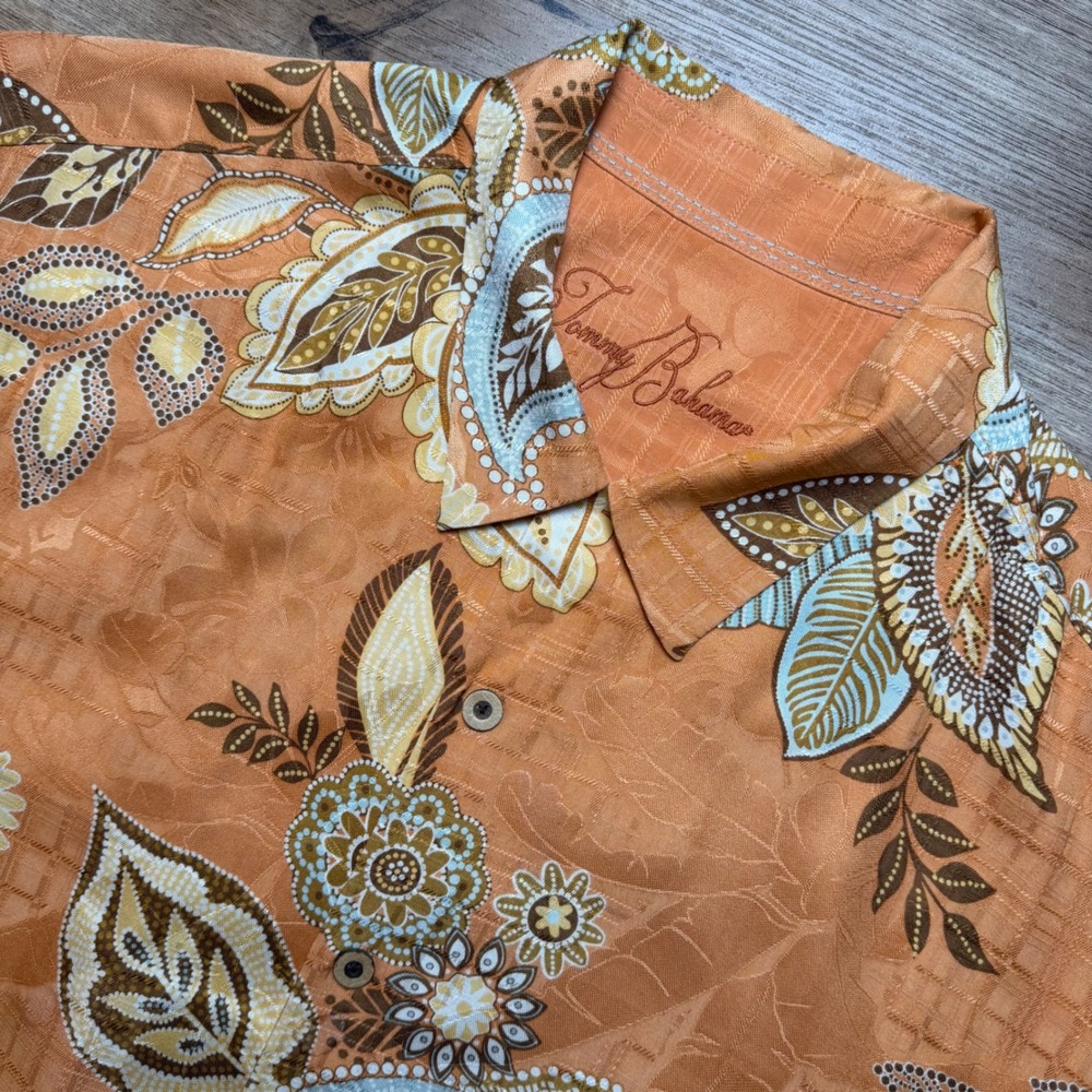 Tommy Bahama Button Up Shirt Mens XL Orange Silk Paisley Floral Jacquard Camp
